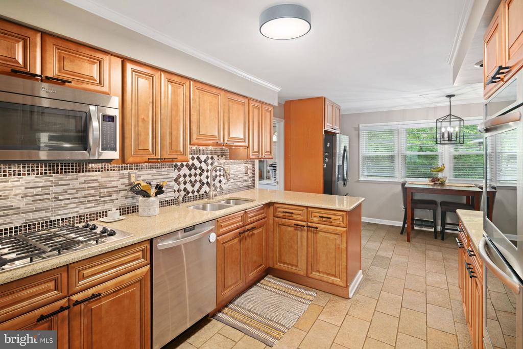 4 Balsam Pl