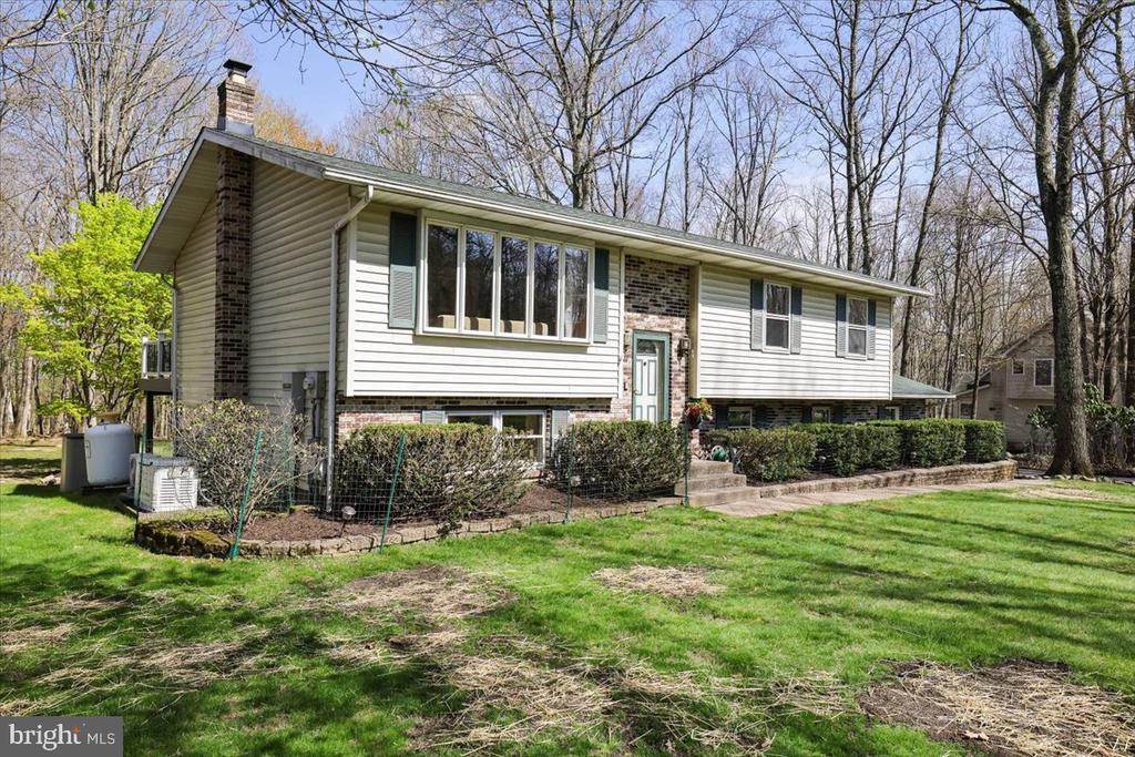 520 EXECUTIVE DR