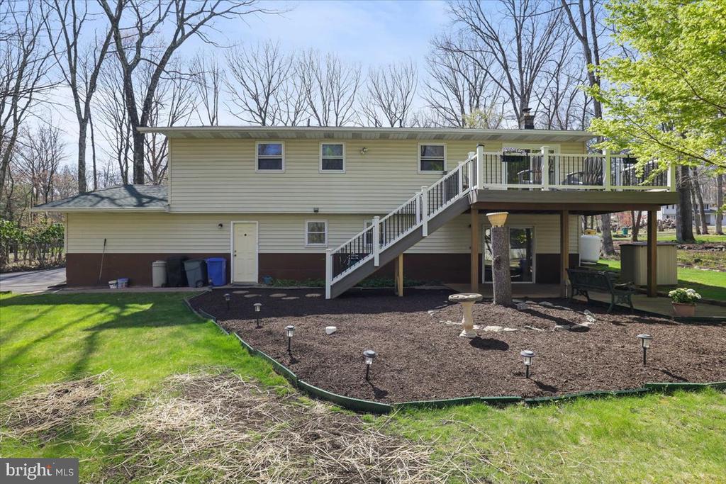 520 EXECUTIVE DR