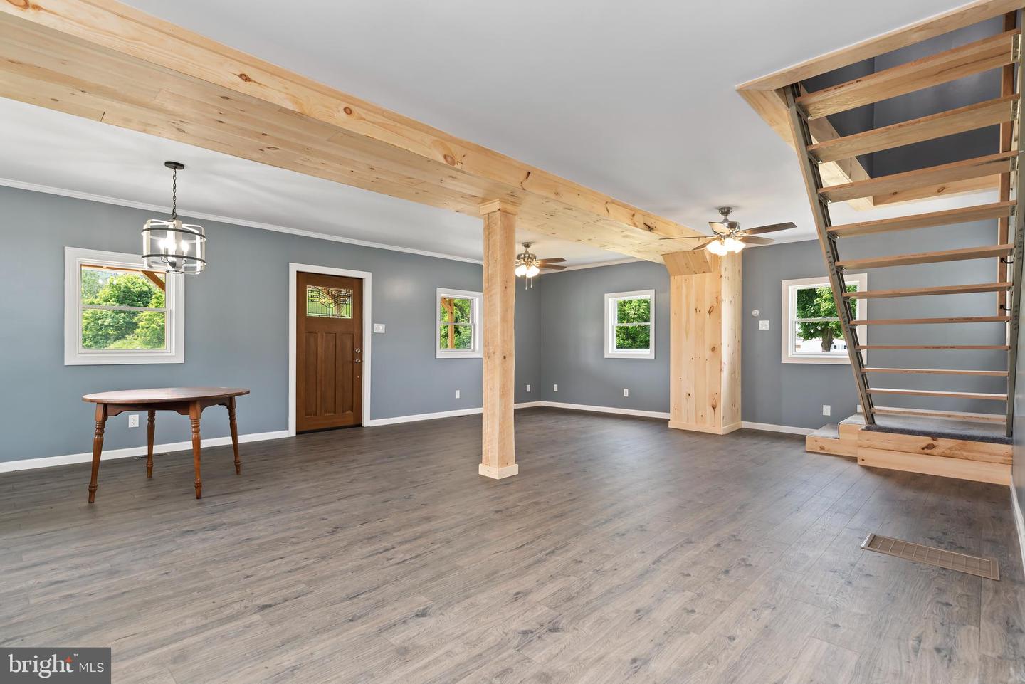 5039 Waggoners Gap Rd