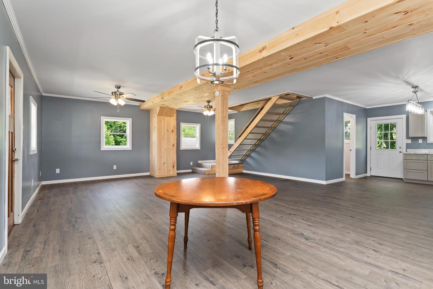 5039 Waggoners Gap Rd