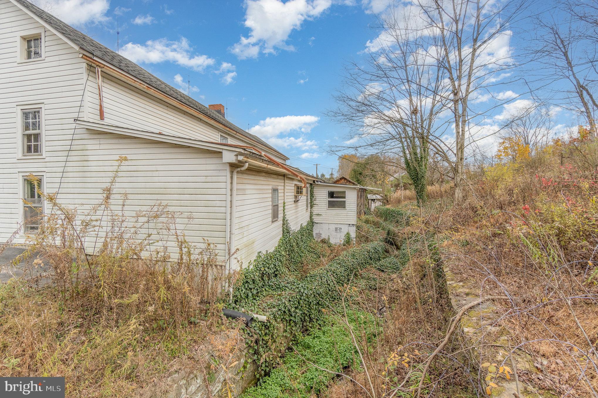 5034 Shermans Valley Rd