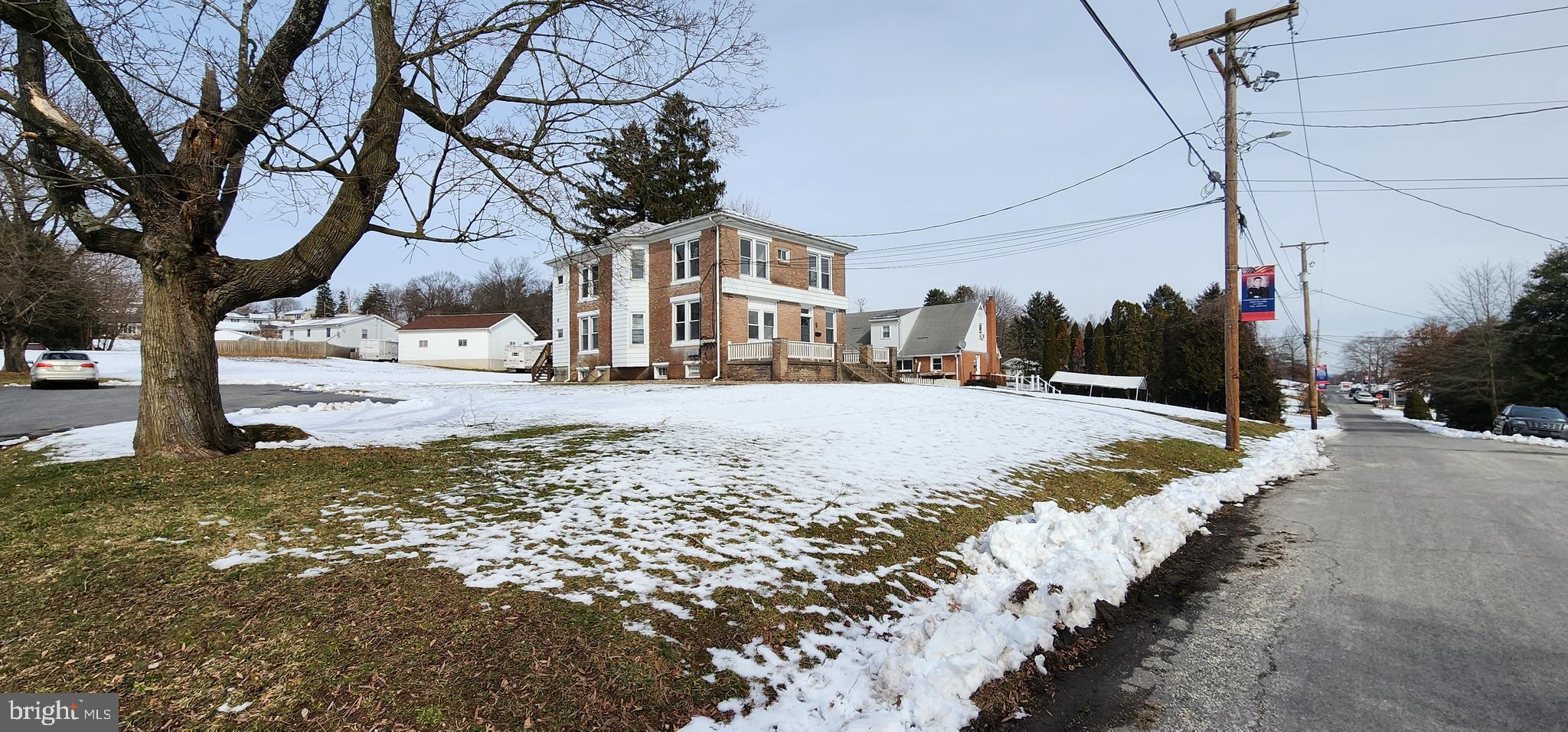 901 N Lincoln St N N