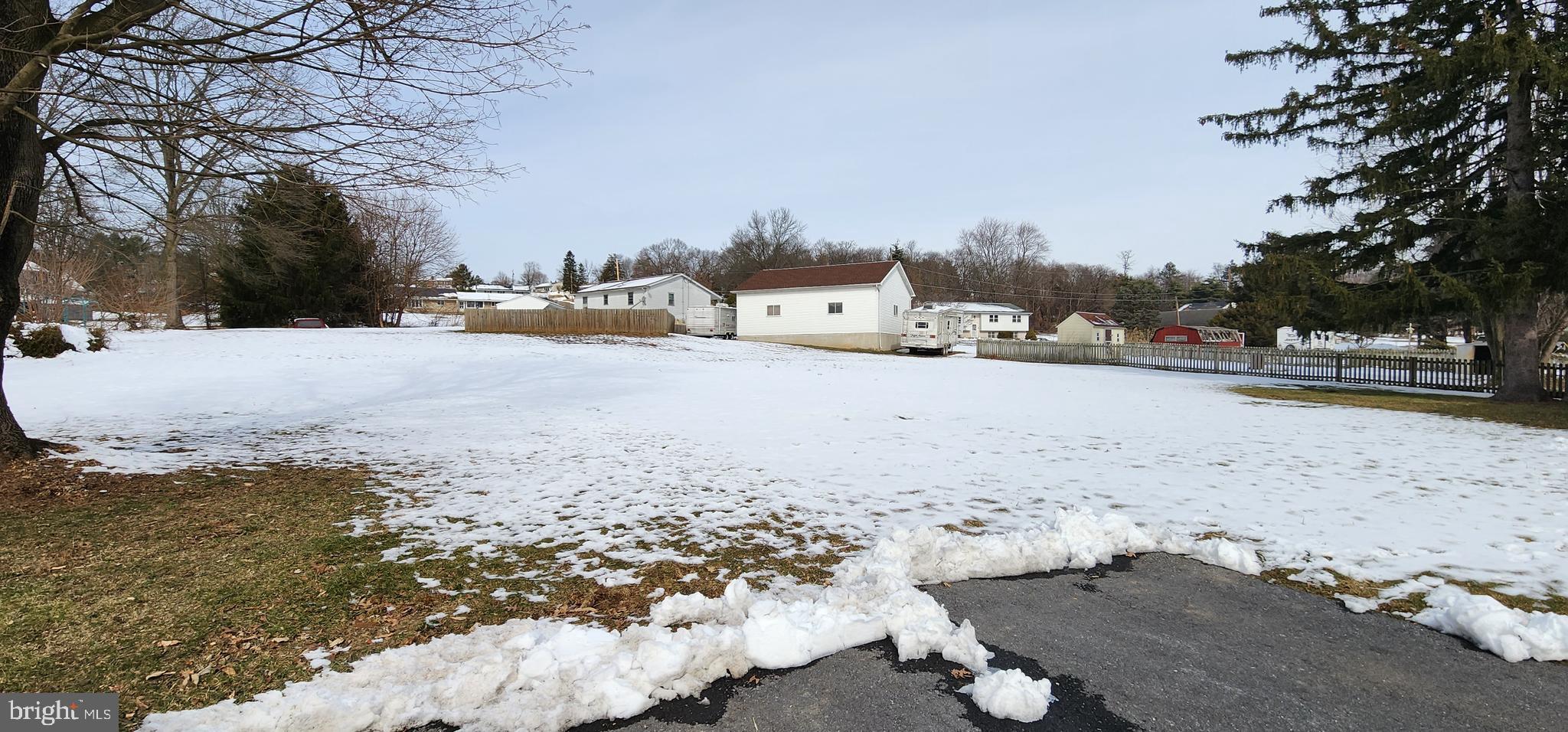 901 N Lincoln St N N