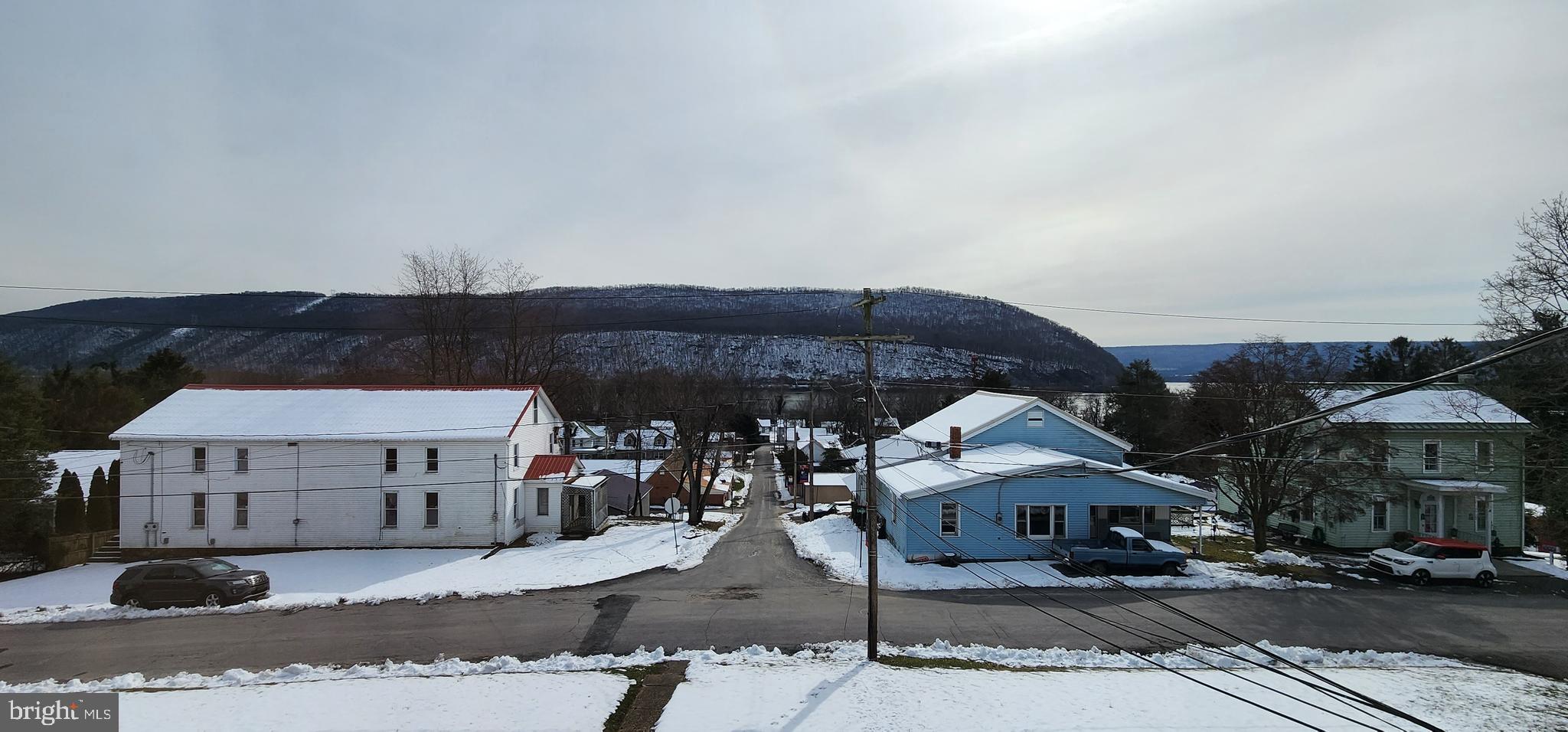 901 N Lincoln St N N