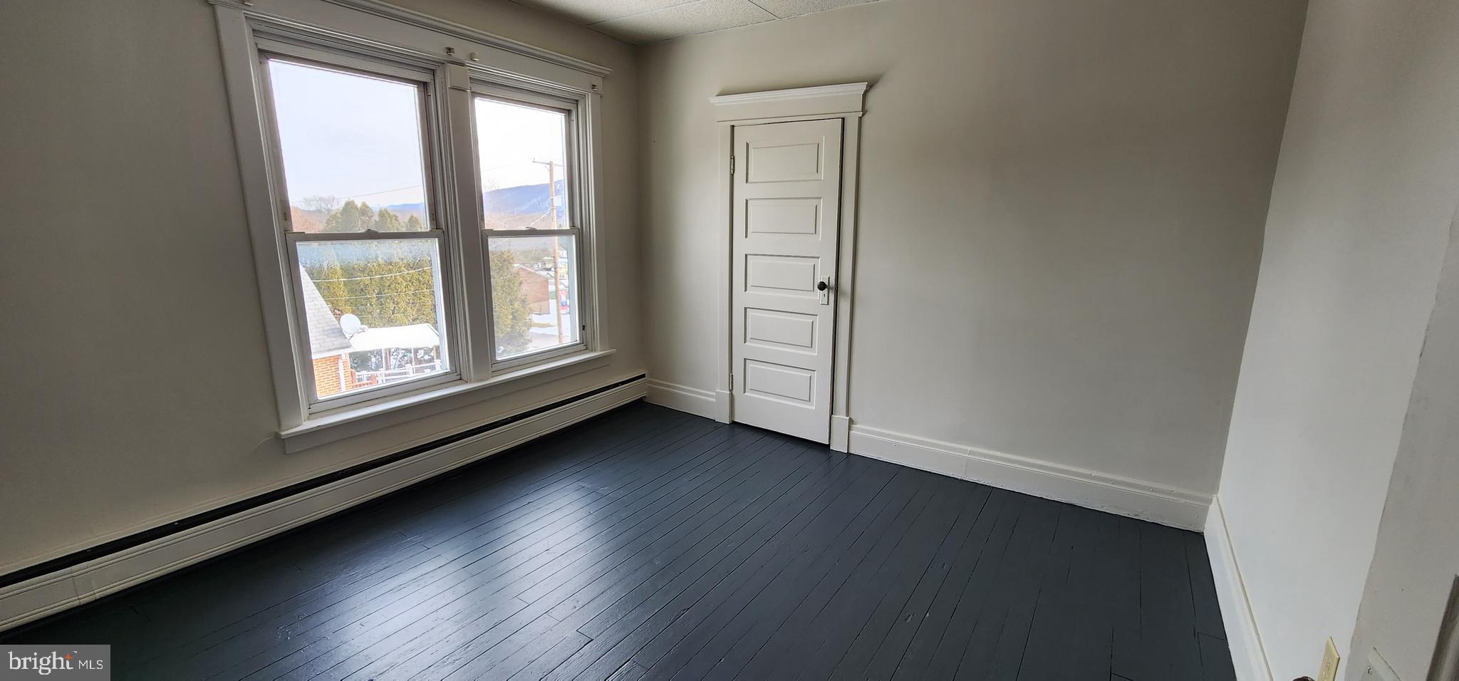 901 N Lincoln St N N