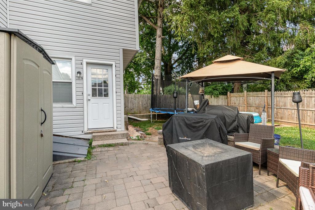 221 Verbeke St