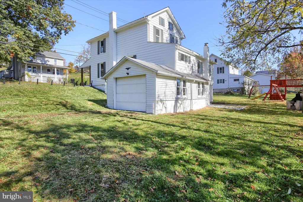 112 KINGS HIGHWAY