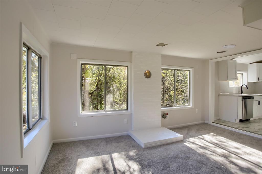 112 KINGS HIGHWAY