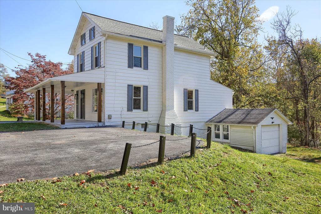 112 KINGS HIGHWAY