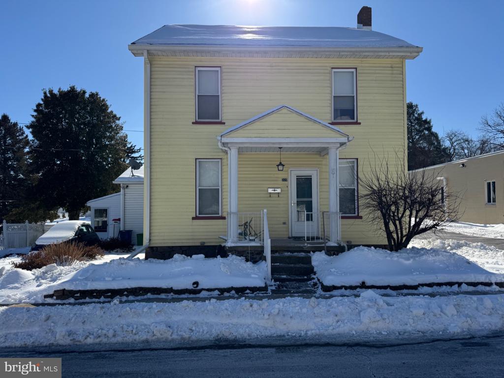 320 CAMERON STREET