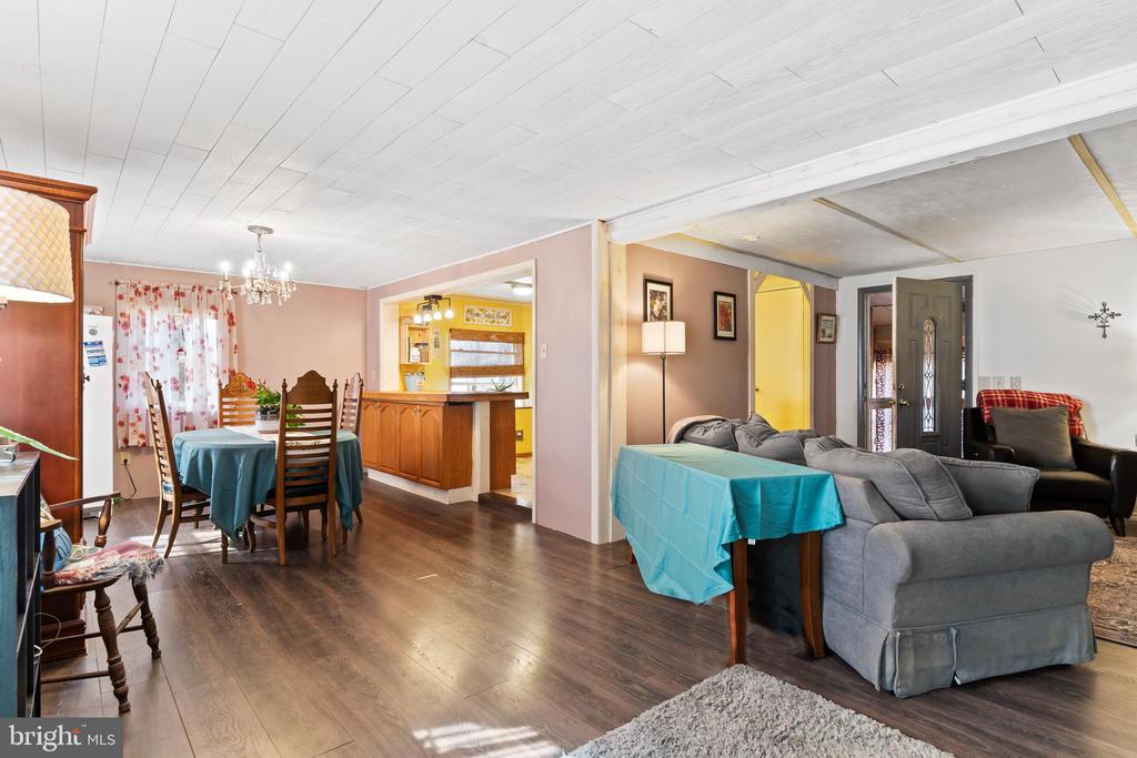 295 GREENBRIAR ROAD