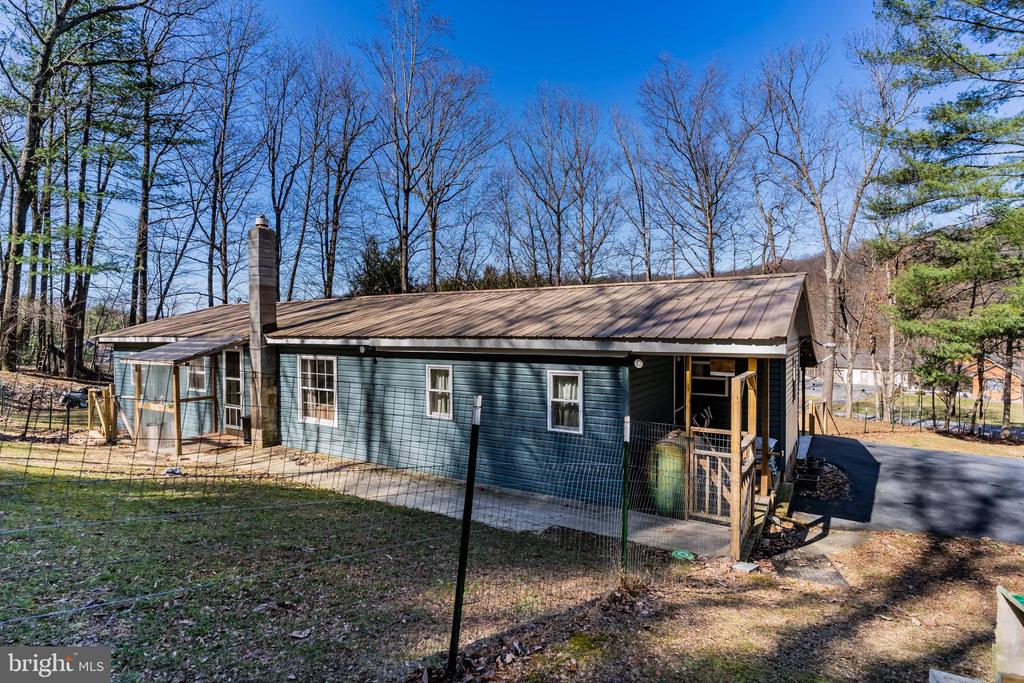 295 GREENBRIAR ROAD