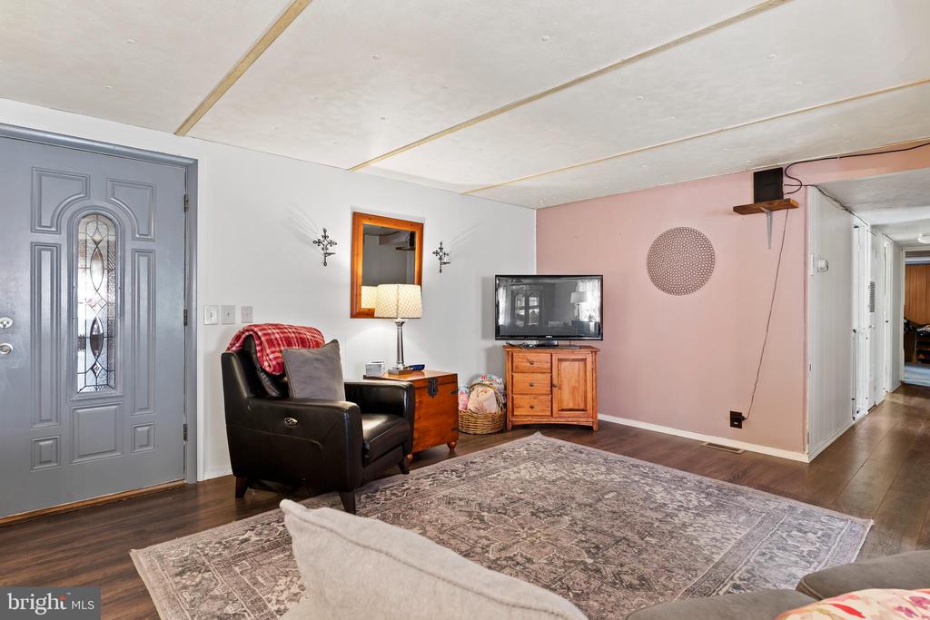 295 GREENBRIAR ROAD