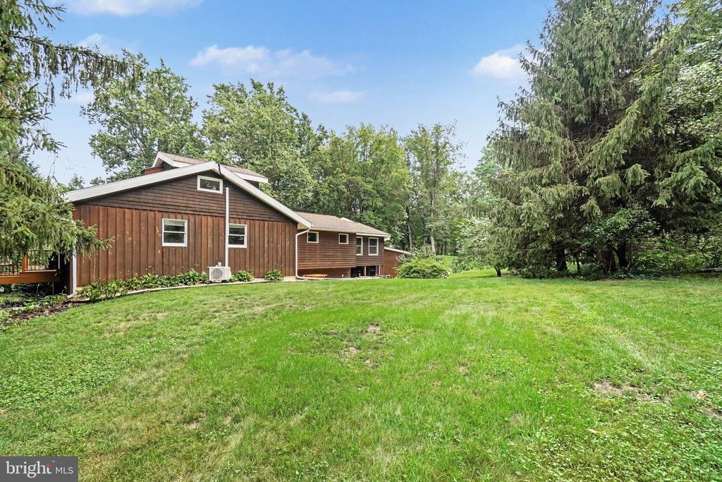 22 BARNETT DRIVE