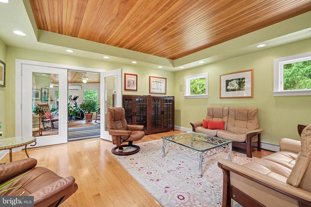 22 BARNETT DRIVE