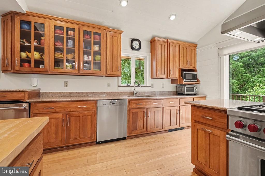 22 BARNETT DRIVE