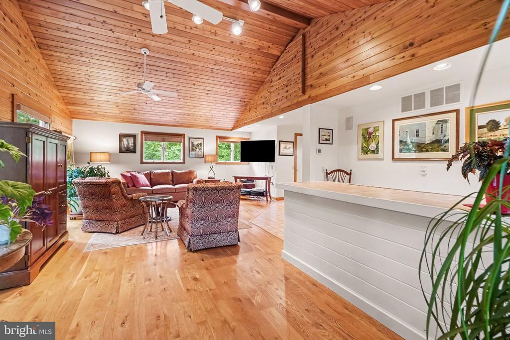 22 BARNETT DRIVE