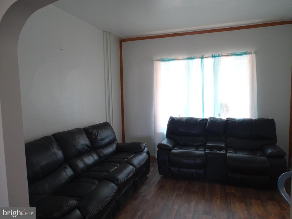 217 N 5th St