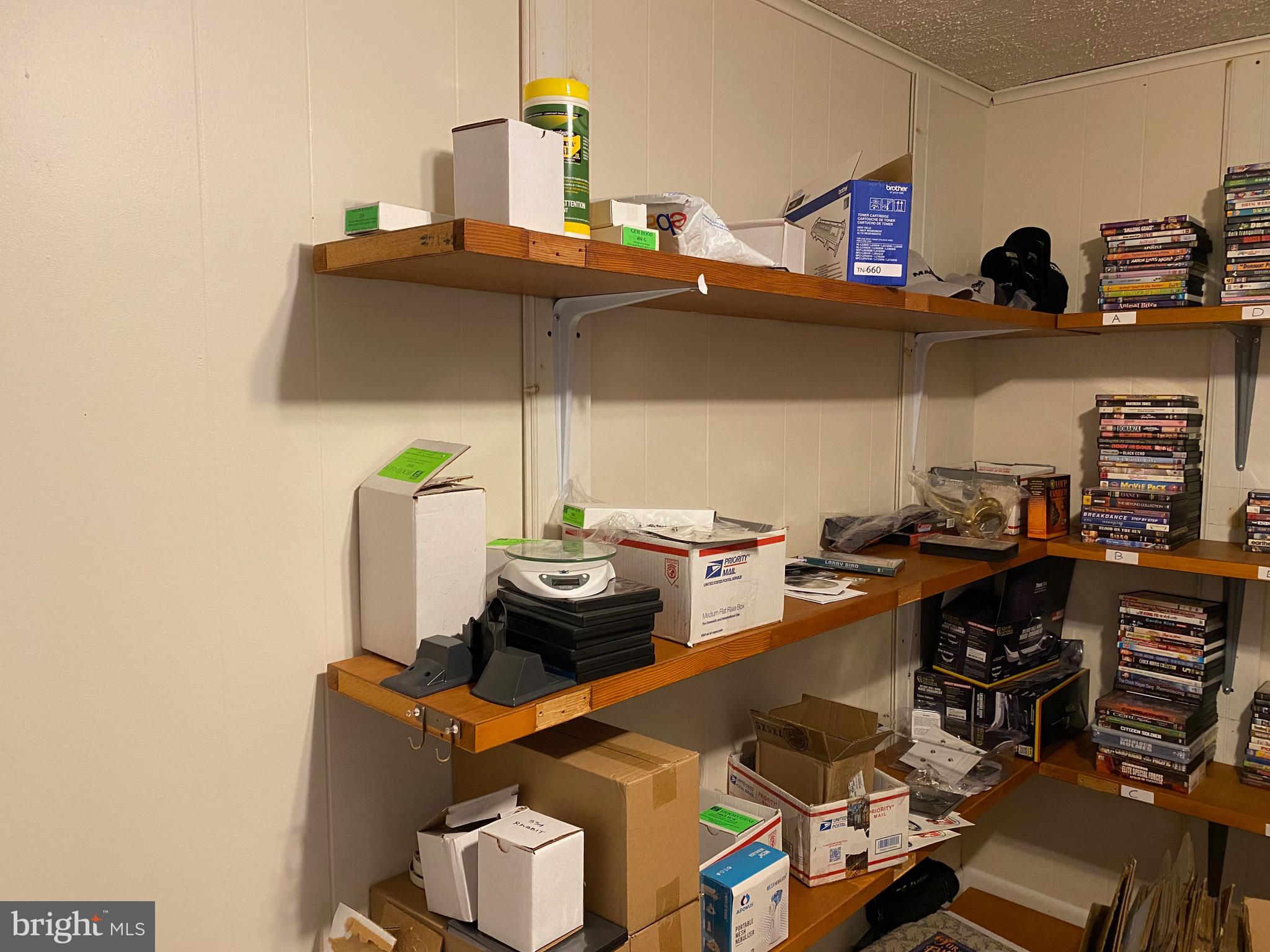 819 E WICONISCO AVENUE