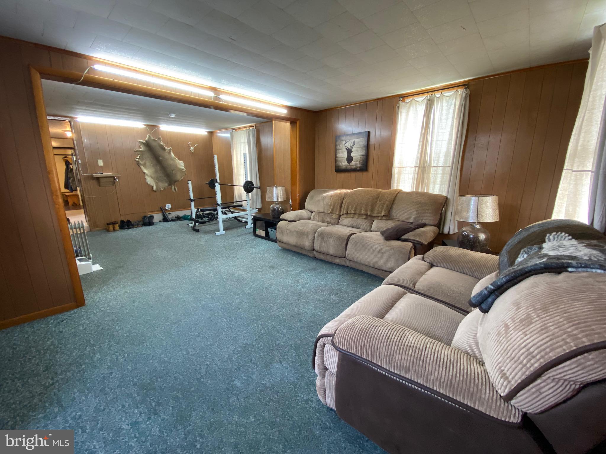 819 E WICONISCO AVENUE