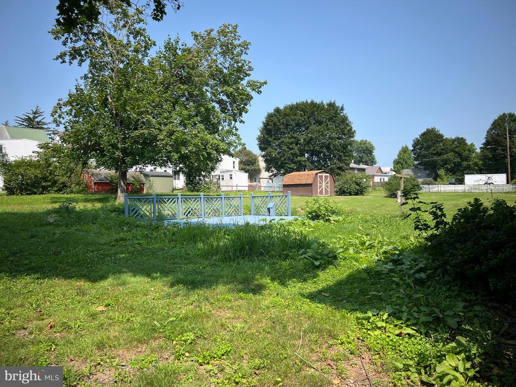 35 Moyer St