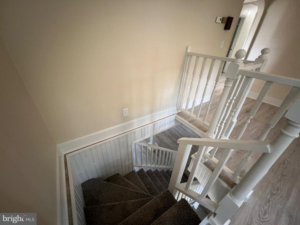 35 Moyer St