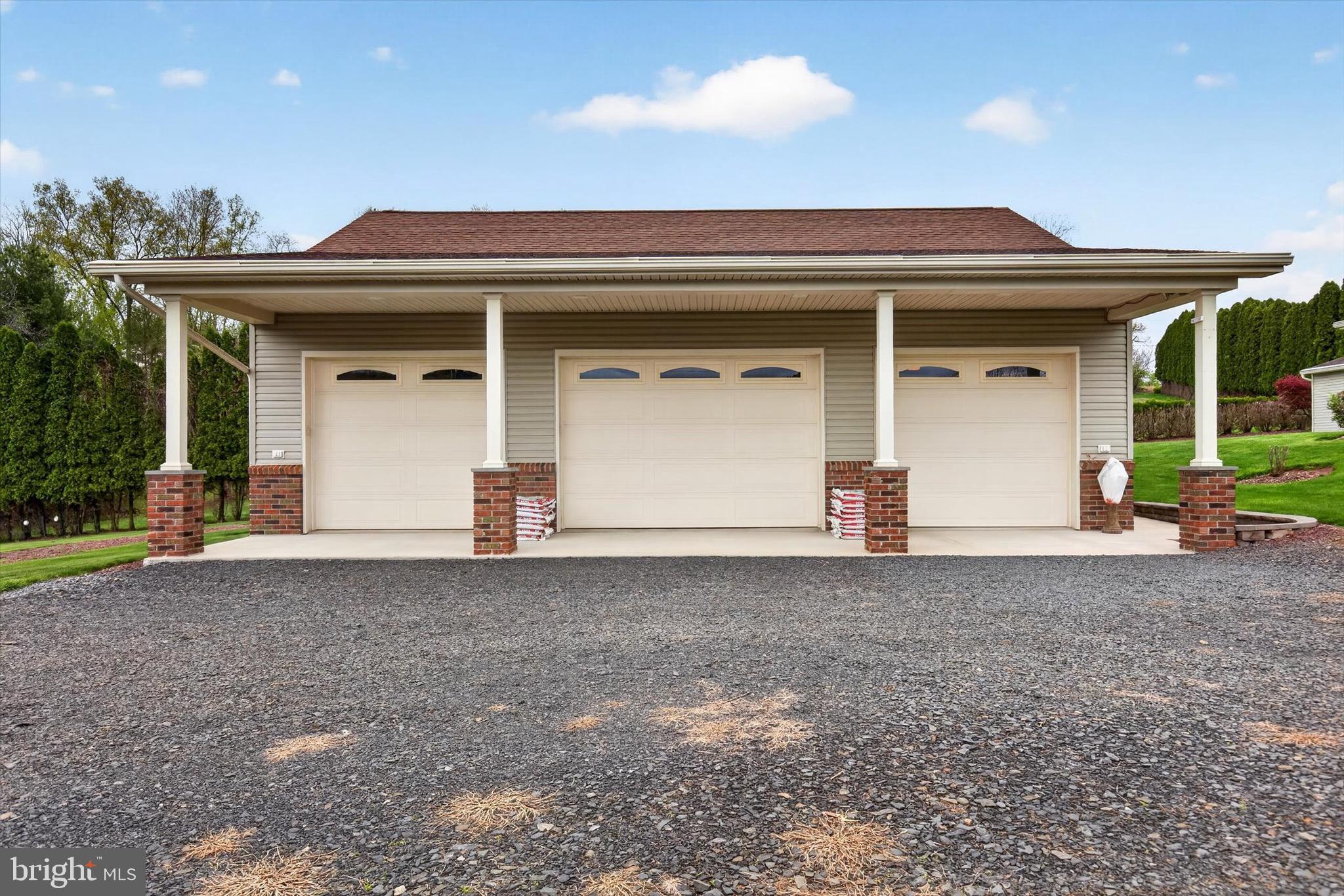 1472 BEARCAT COVE