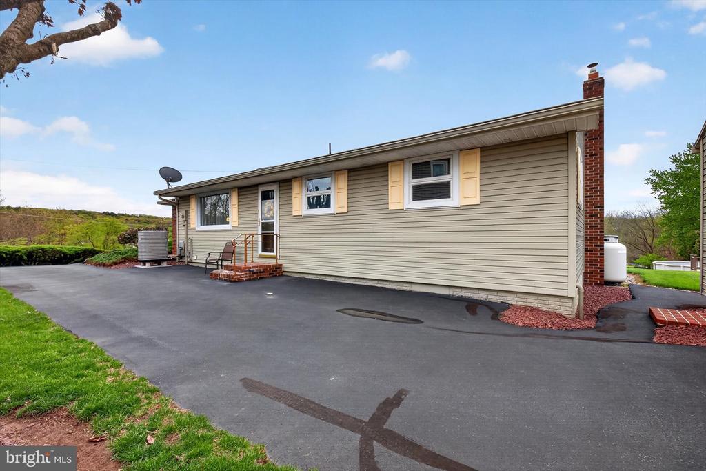 1472 BEARCAT COVE