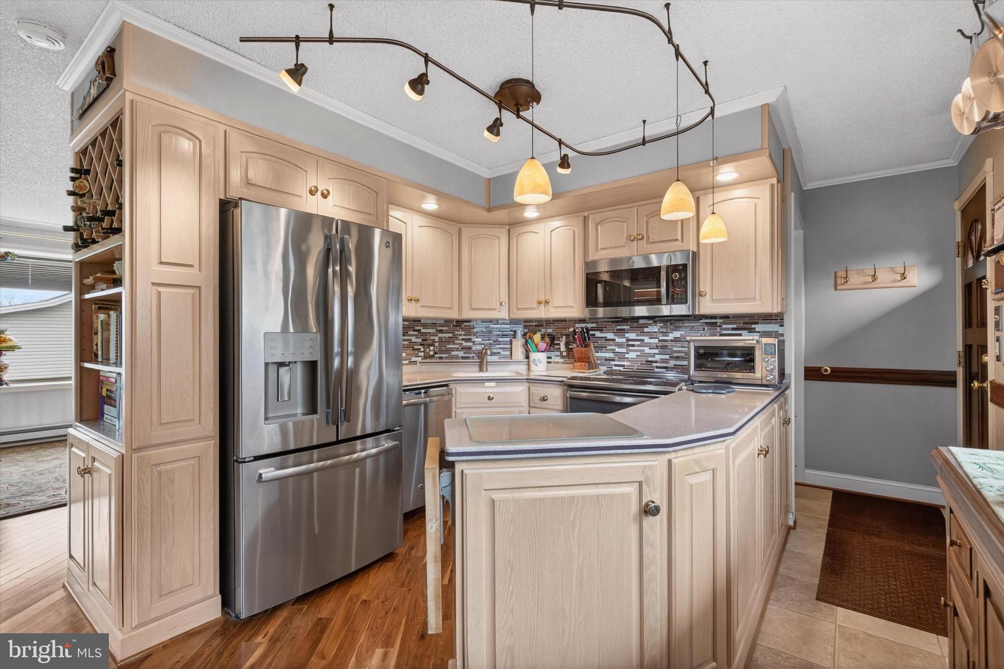 1472 BEARCAT COVE