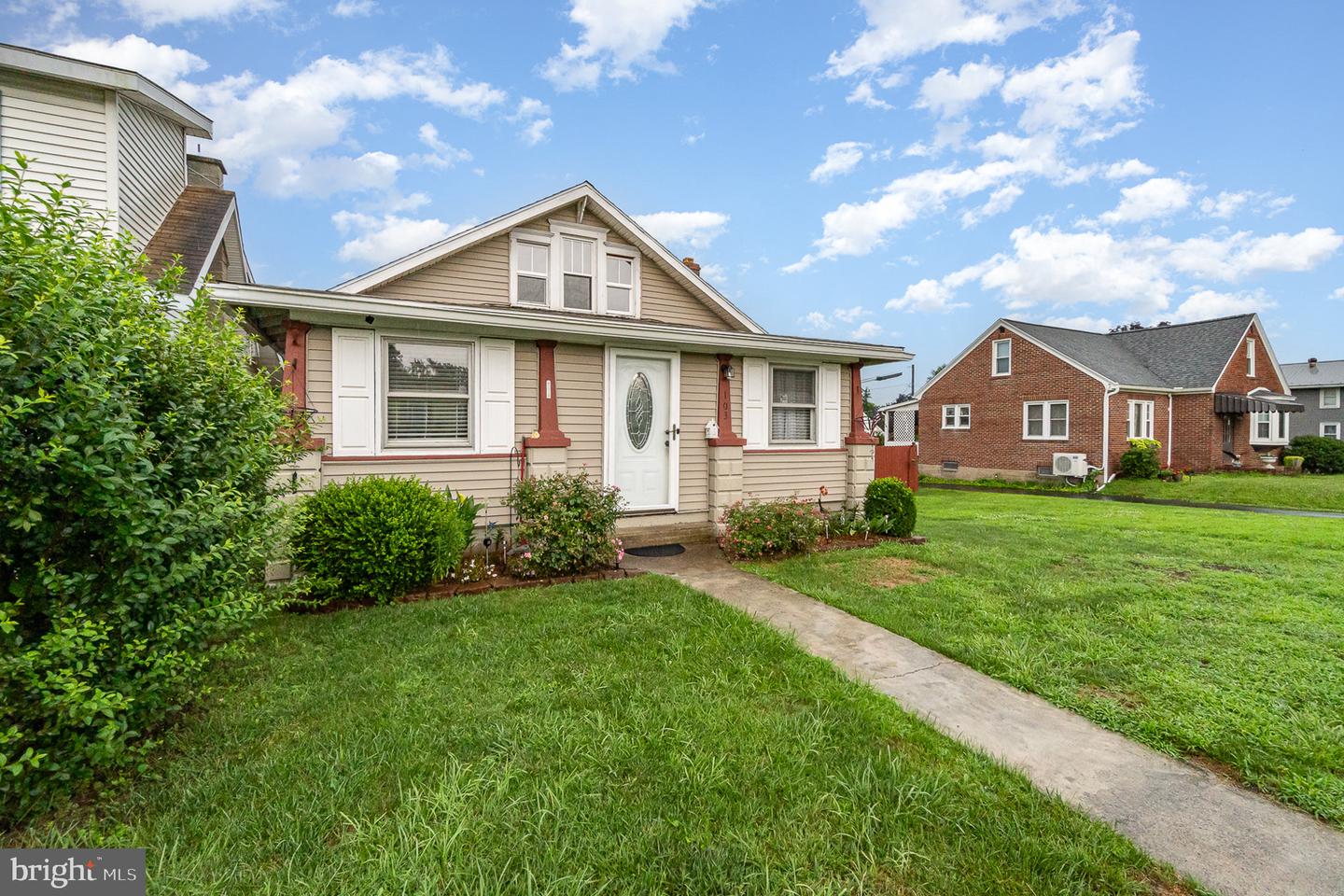 103 Chestnut