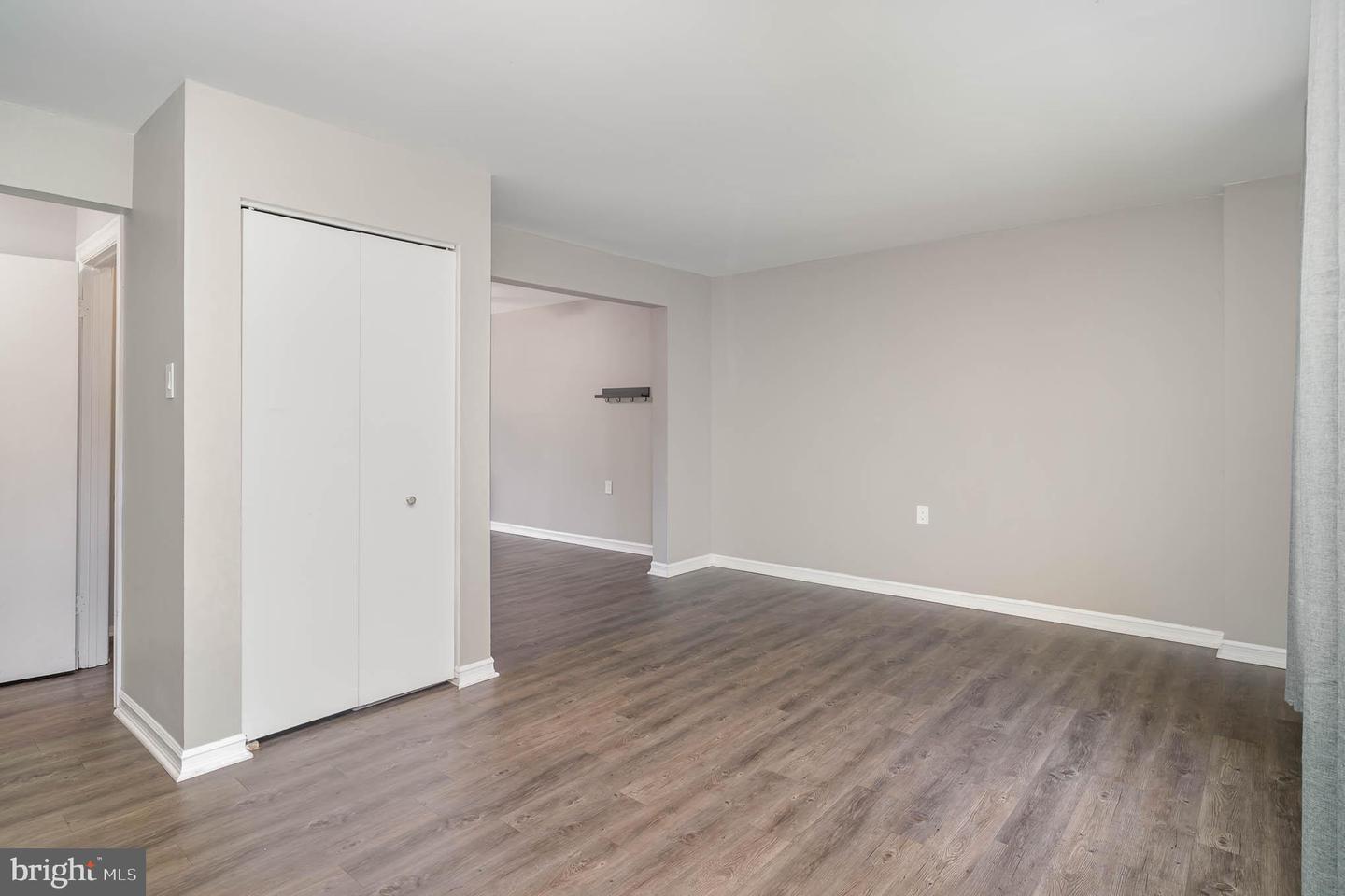 138 White Dogwood Dr