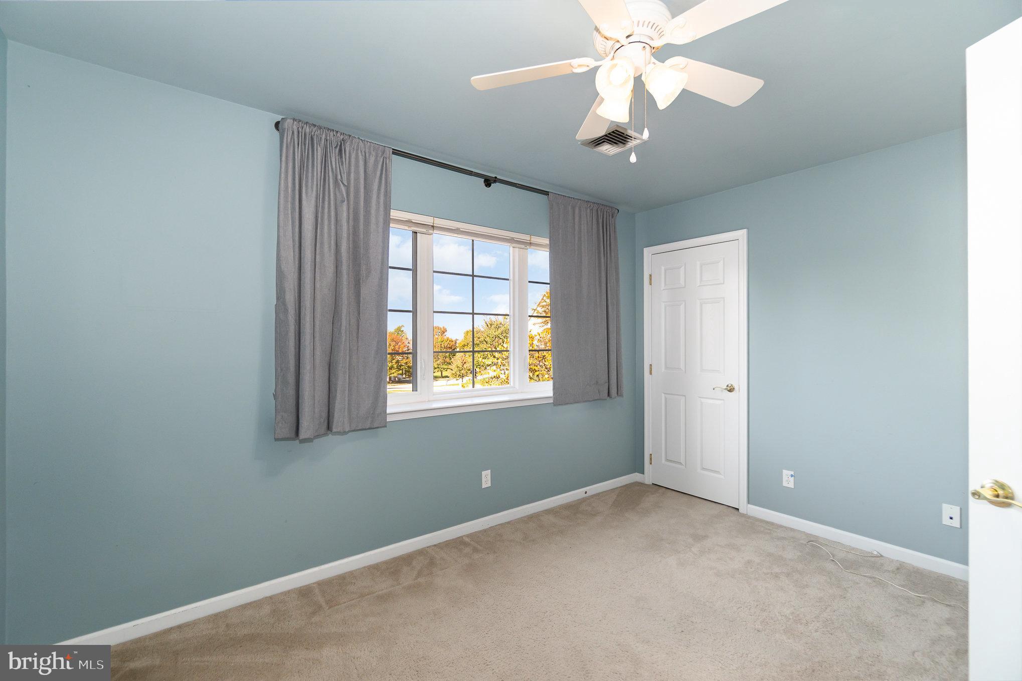 1273 Laurel Oak Ln