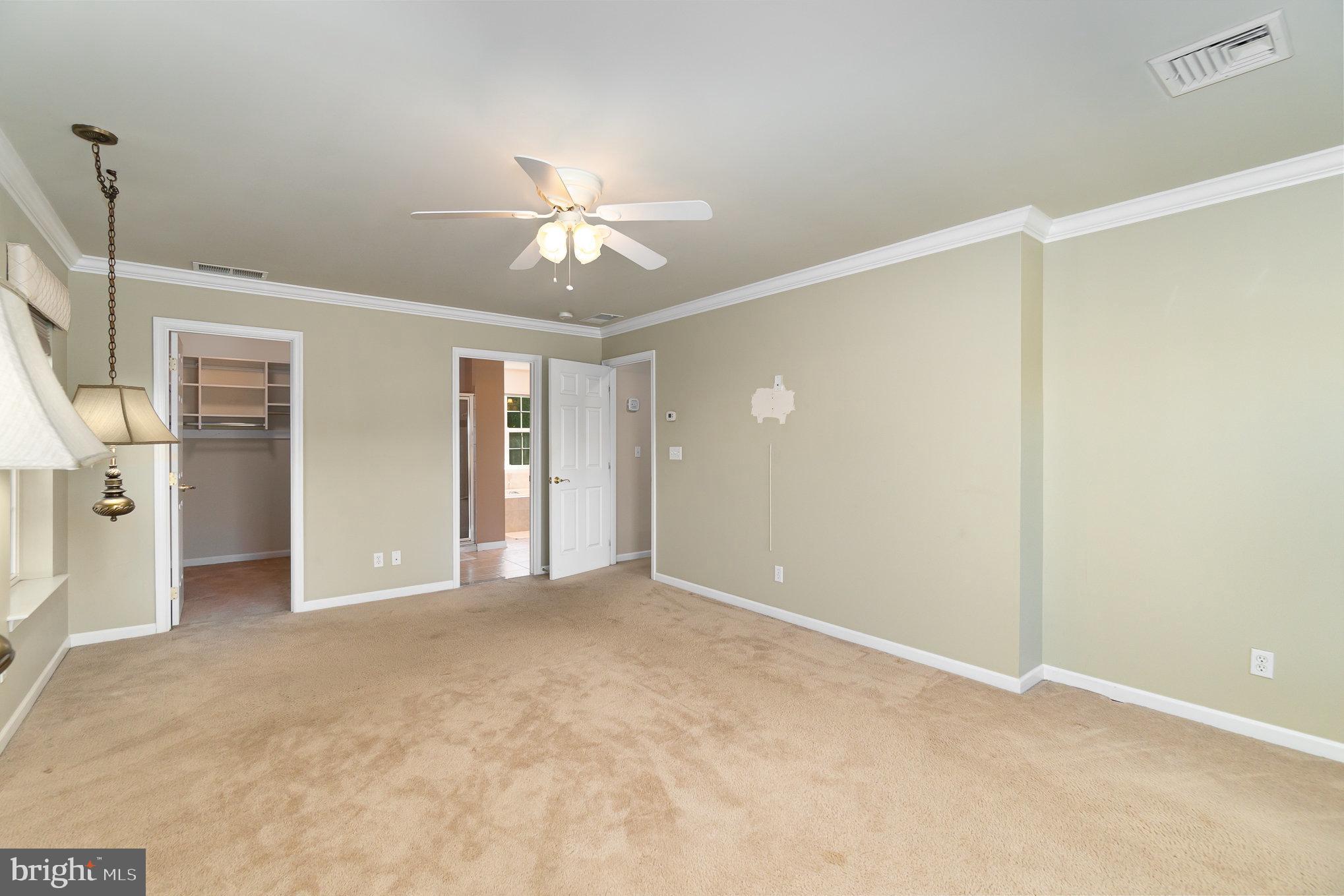 1273 Laurel Oak Ln
