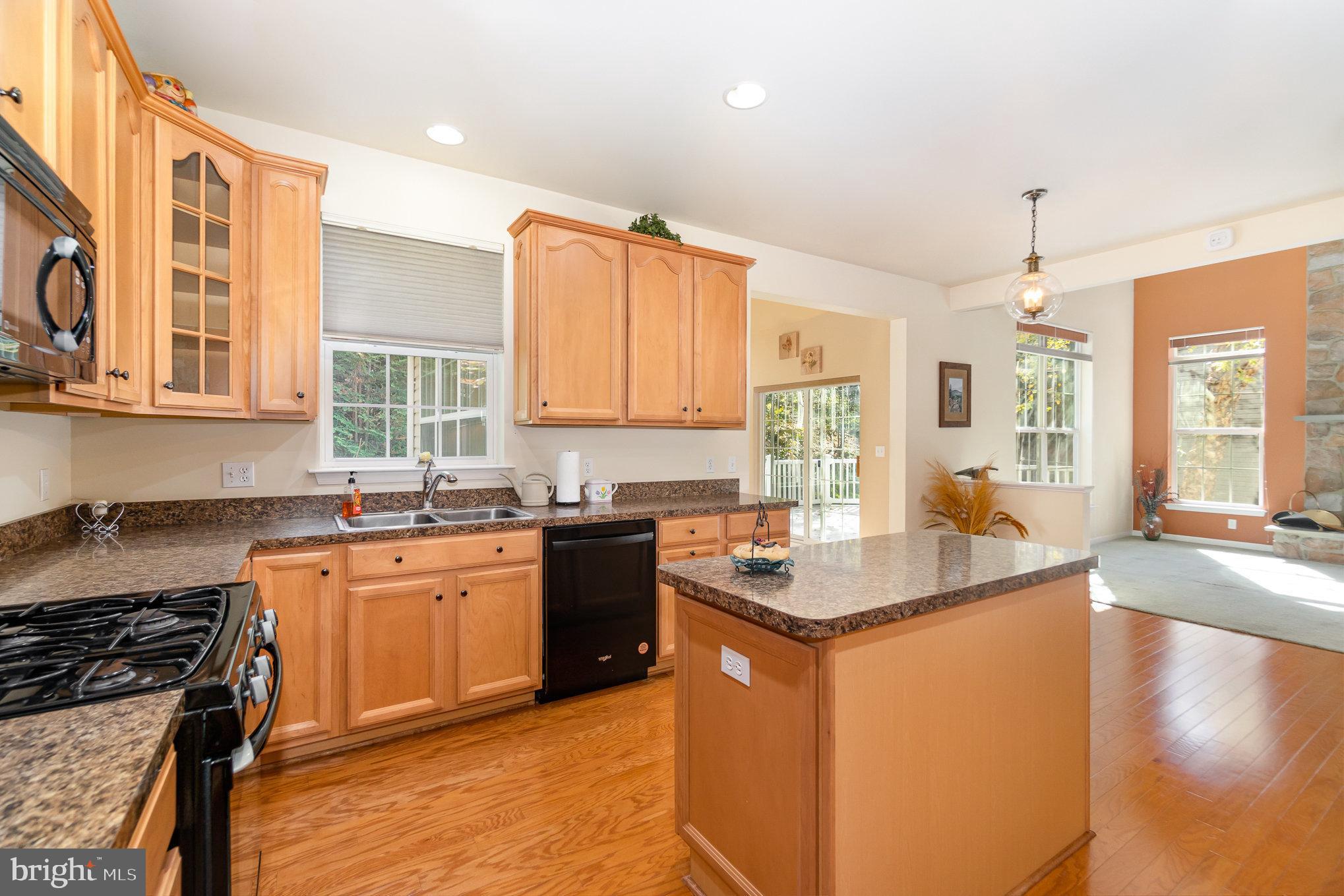 1273 Laurel Oak Ln