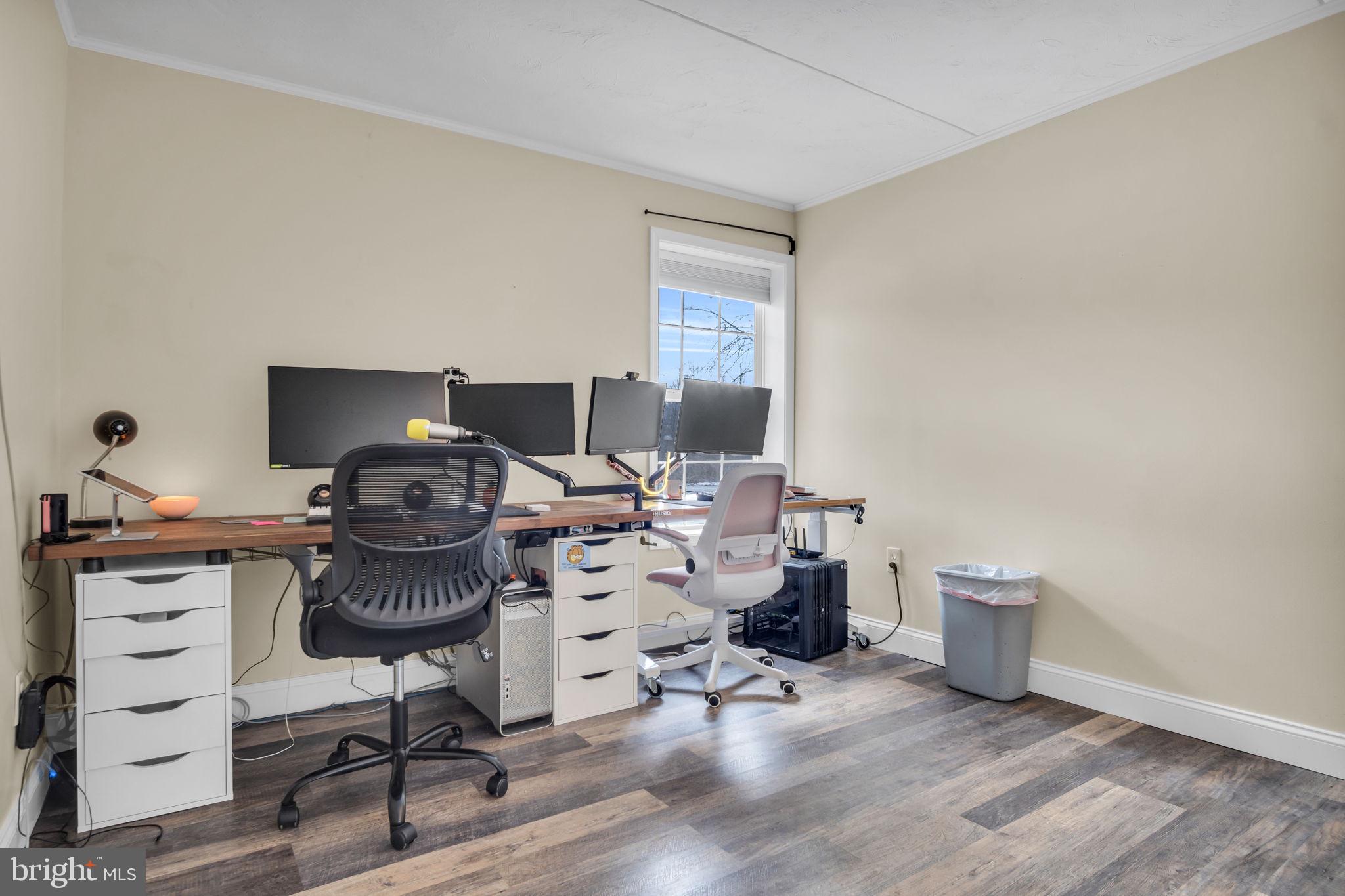 532 W Siddonsburg Rd