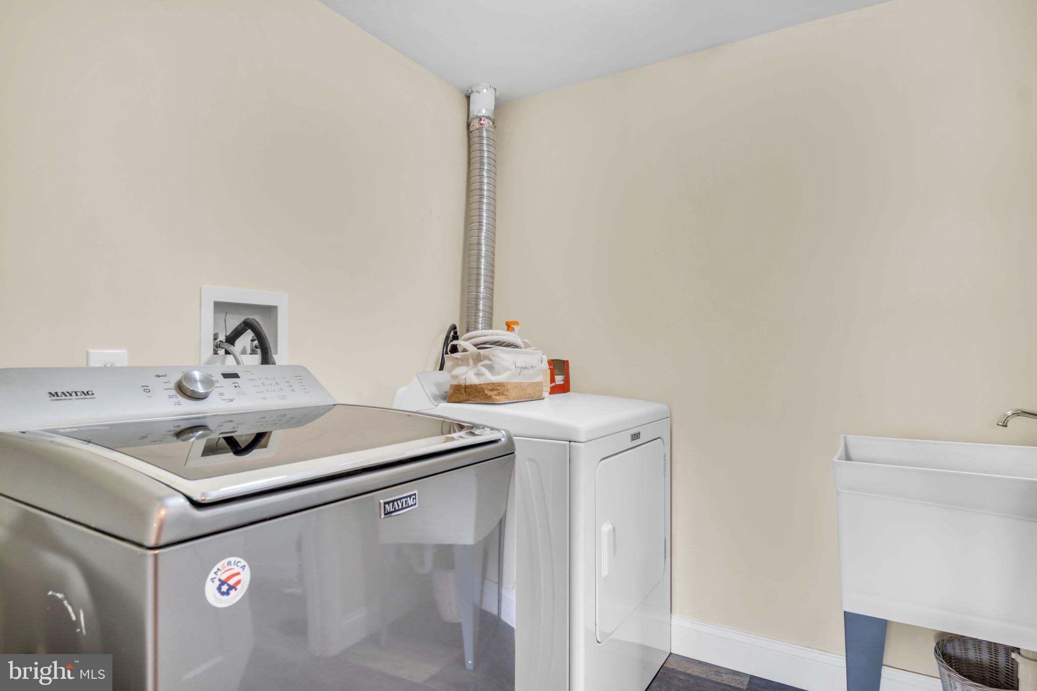 532 W Siddonsburg Rd