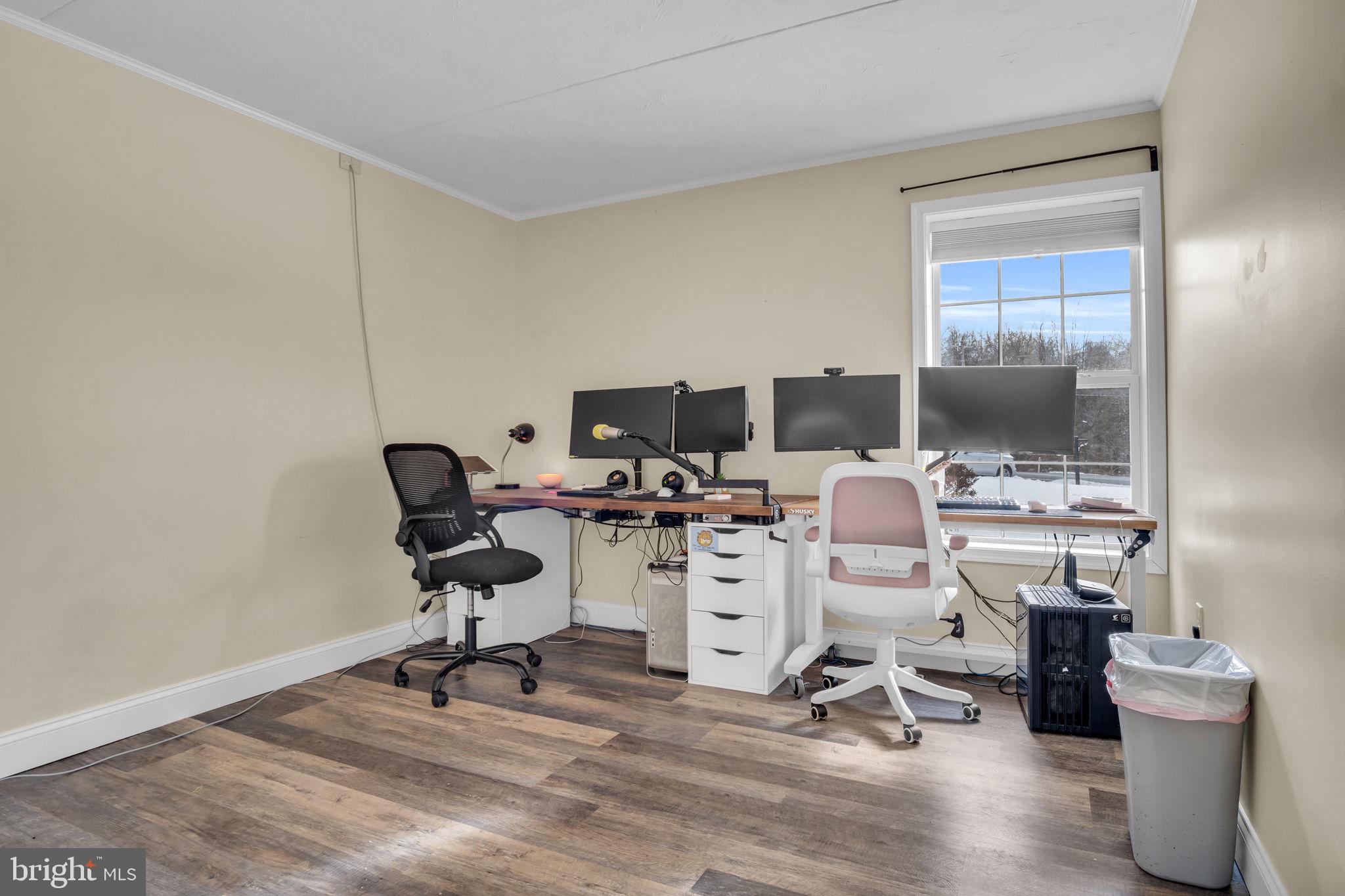 532 W Siddonsburg Rd