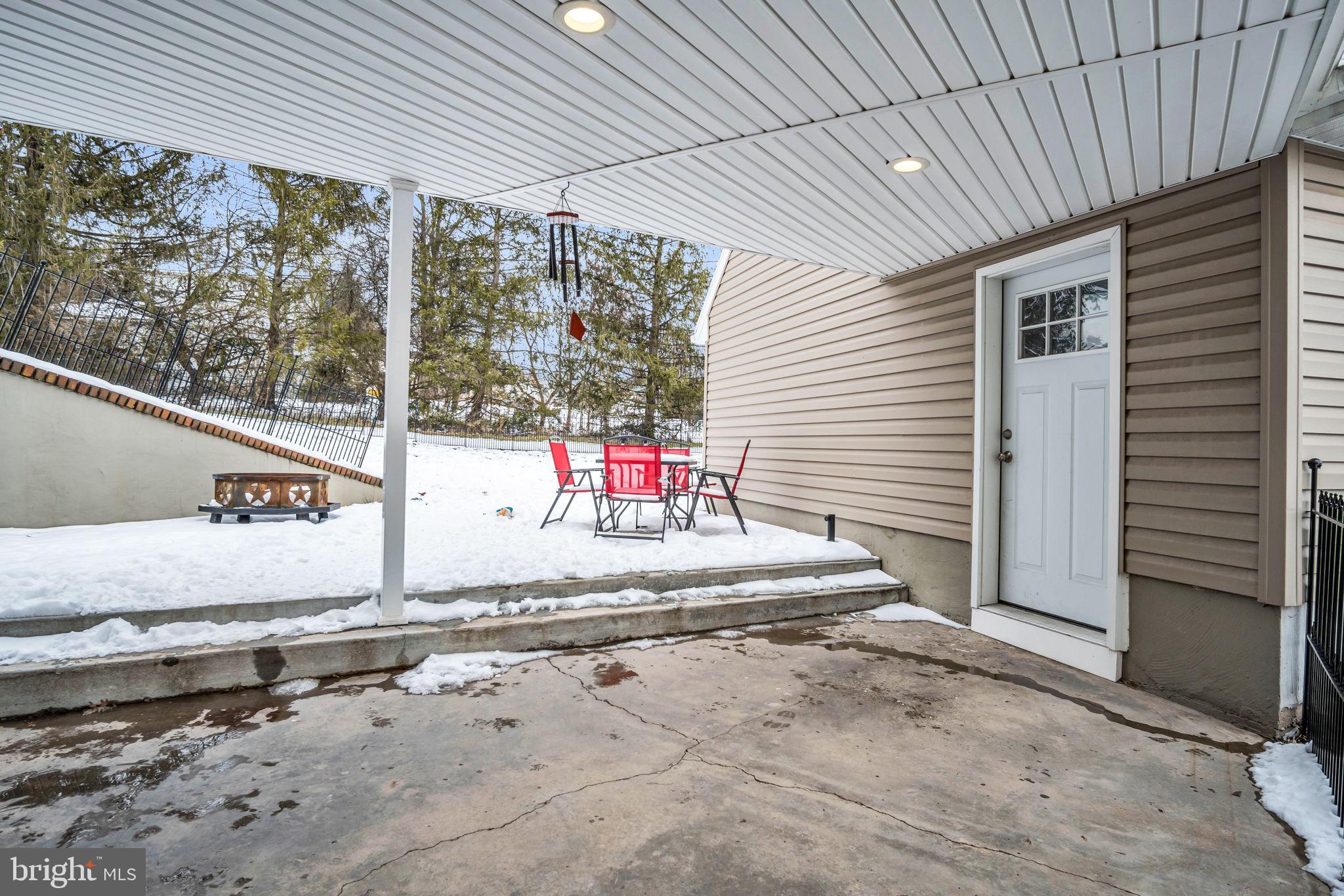 532 W Siddonsburg Rd