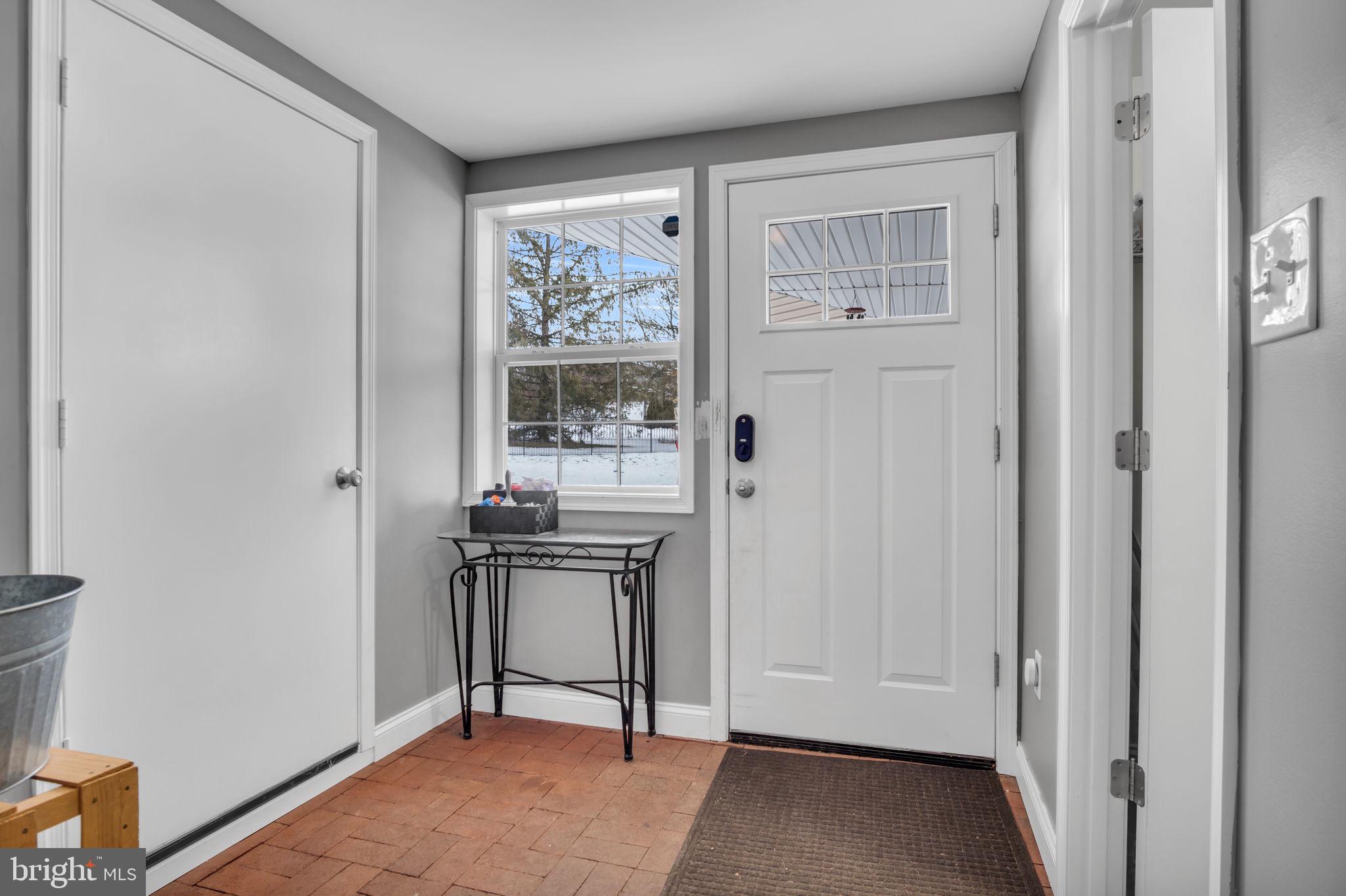 532 W Siddonsburg Rd