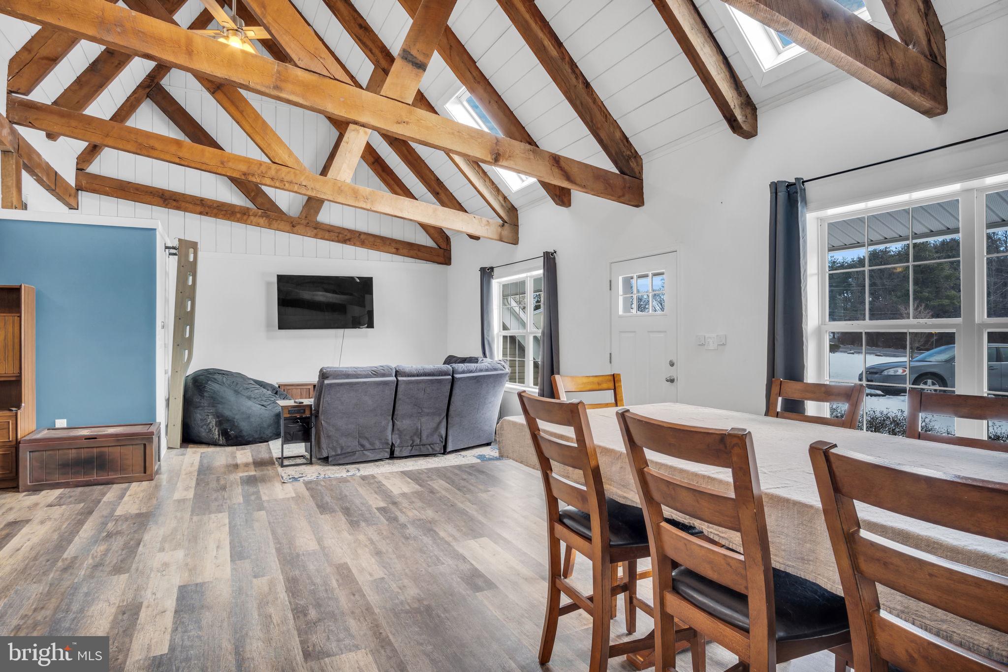 532 W Siddonsburg Rd