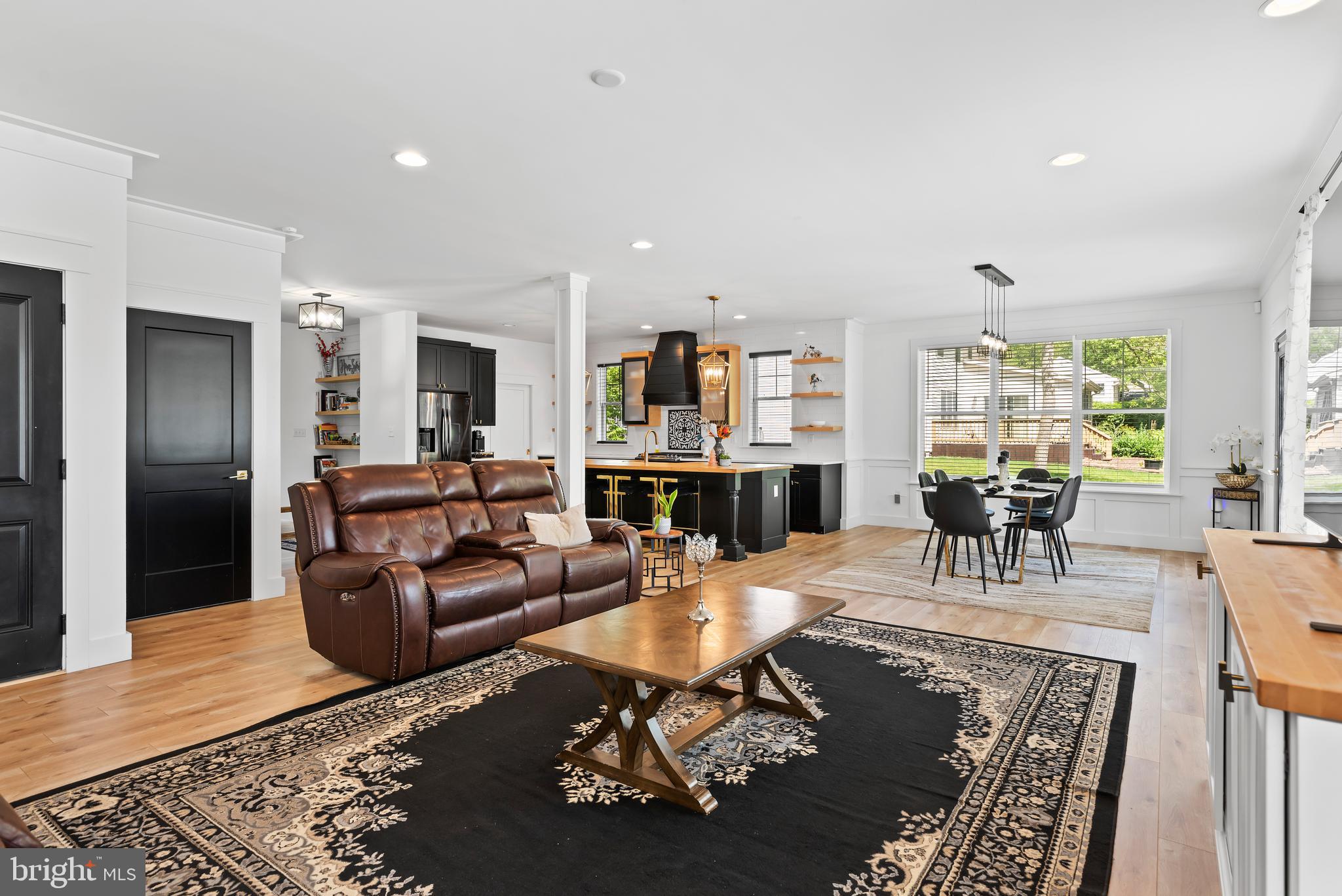 3688 Crossfield Ln