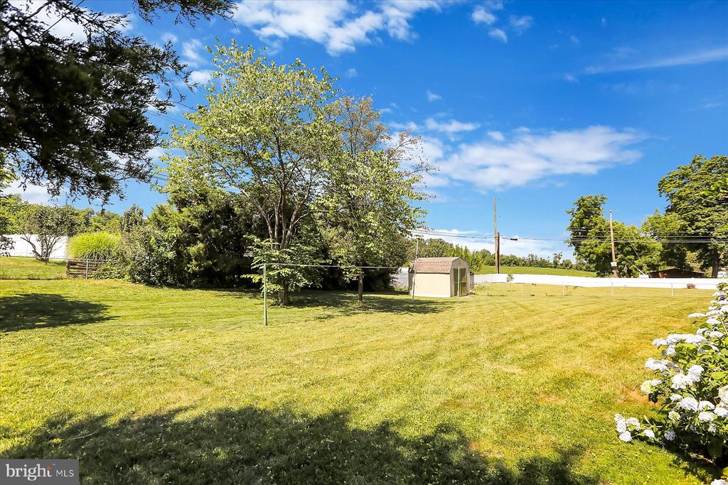 303 Sunset Dr