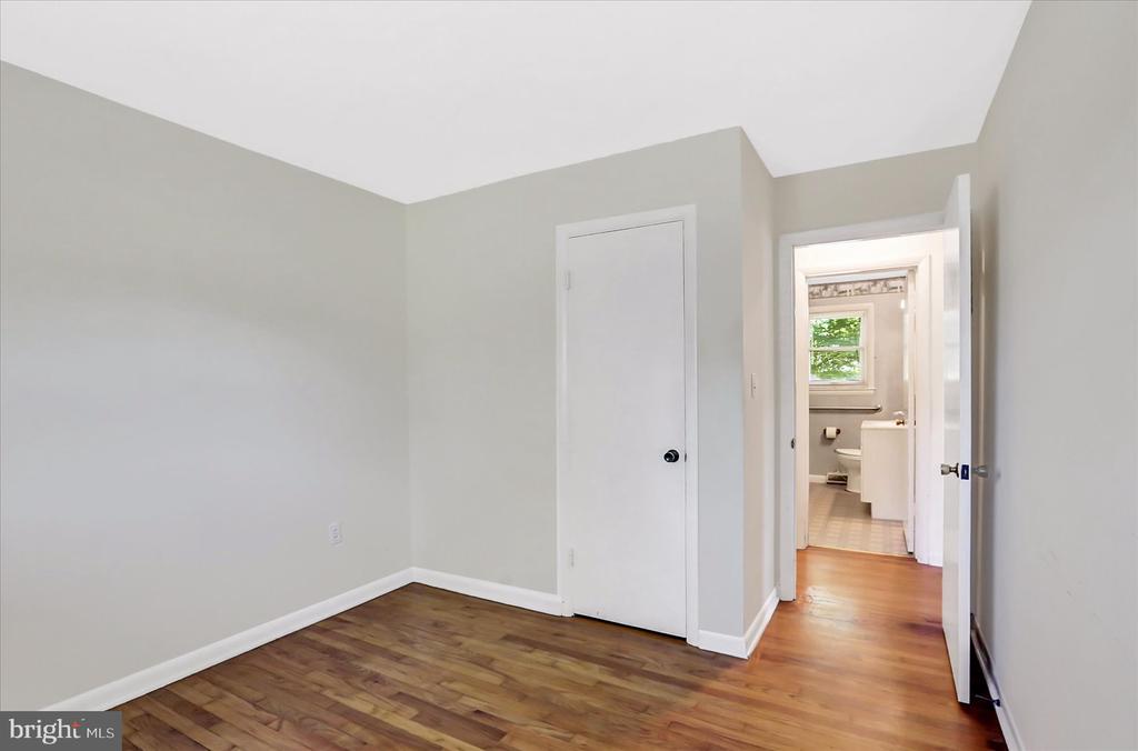 303 Sunset Dr