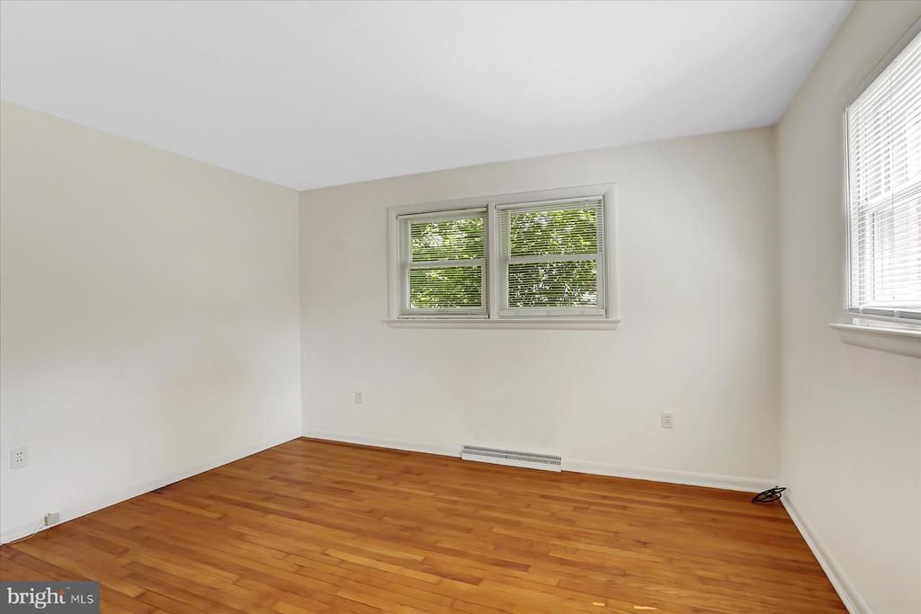 303 Sunset Dr