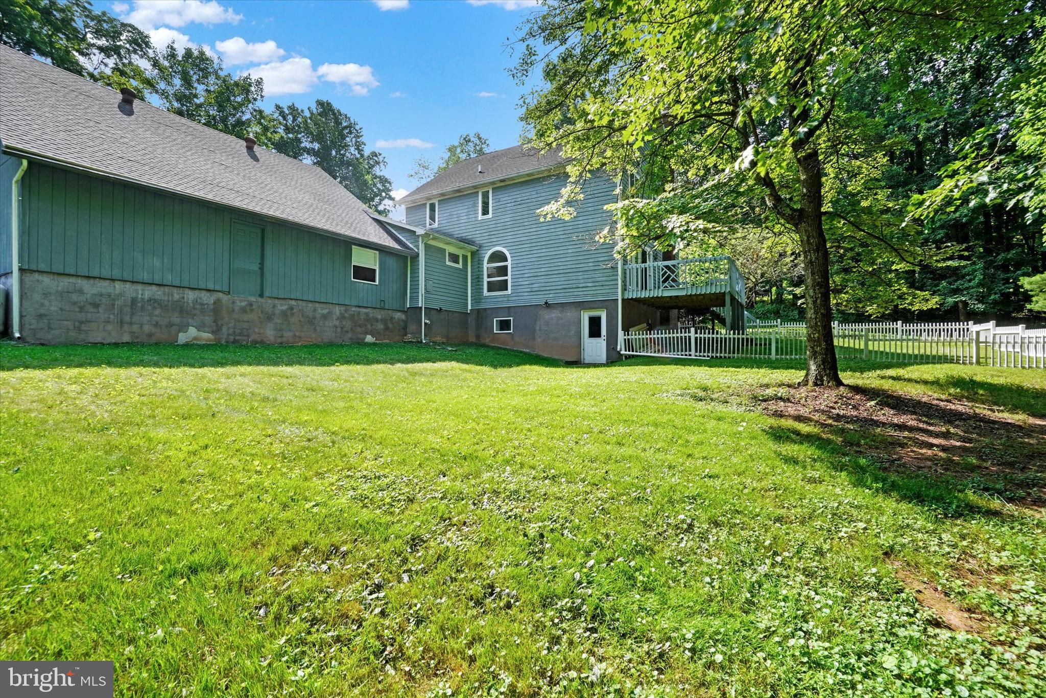 6050 Mountain Rd