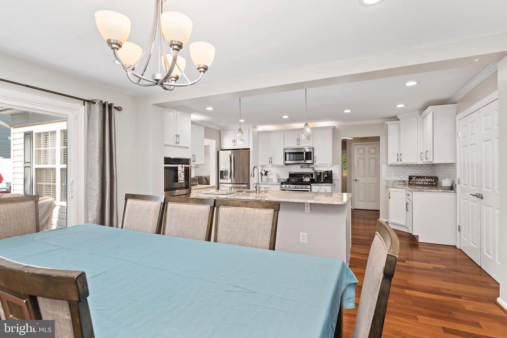 6 Violet Dr