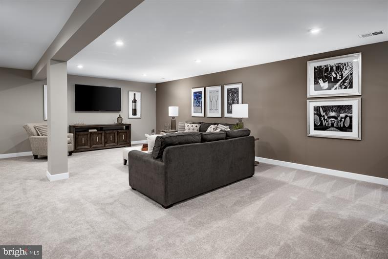 307 Kelso Dr