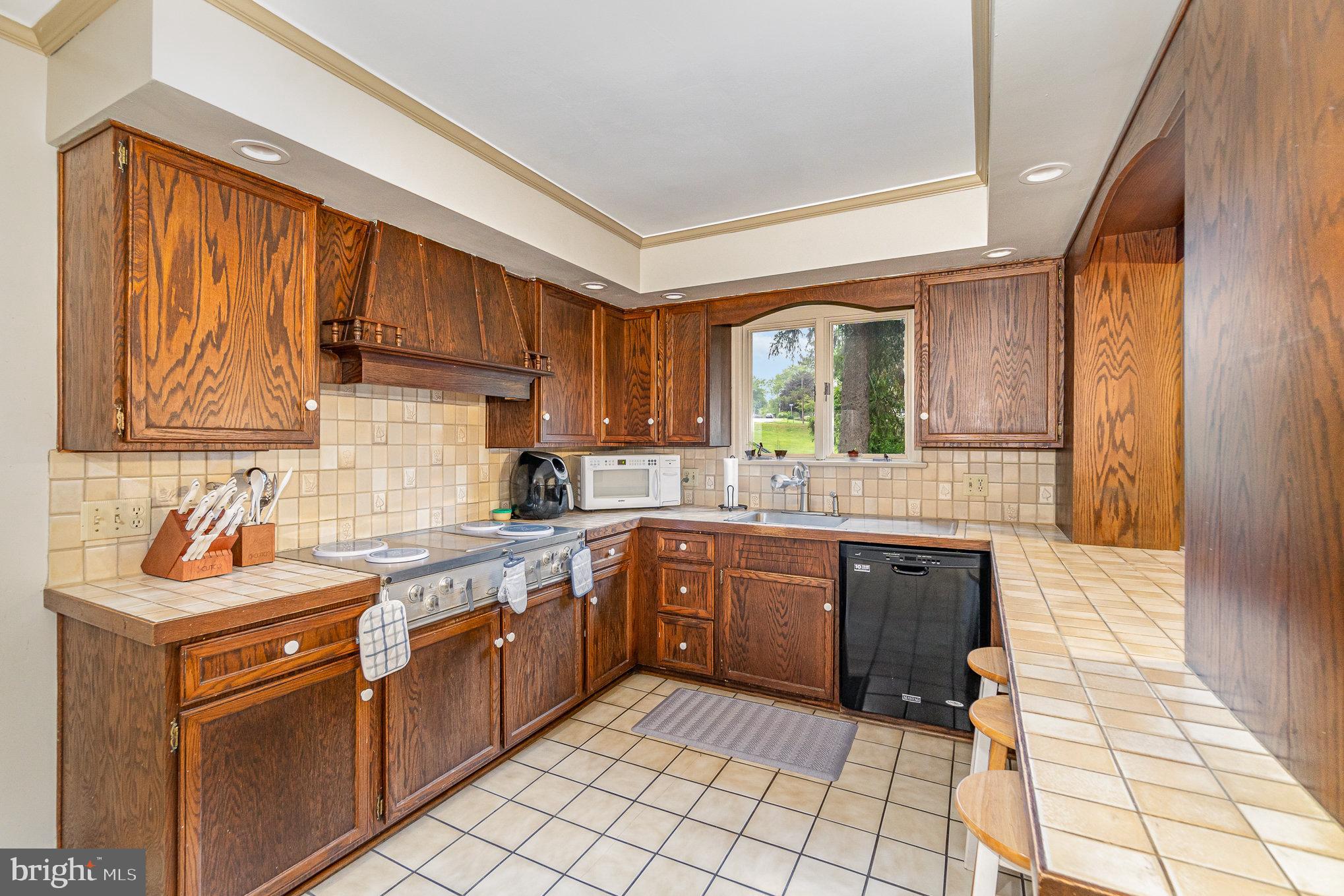 109 Lyn Cir