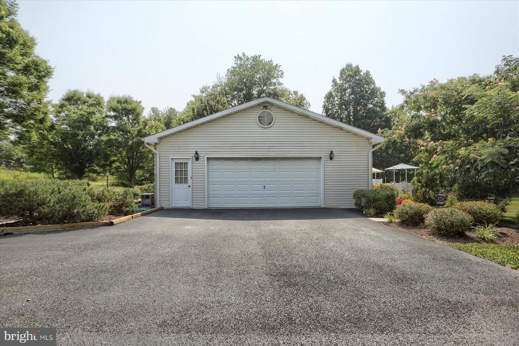 140 Barrens Valley Rd